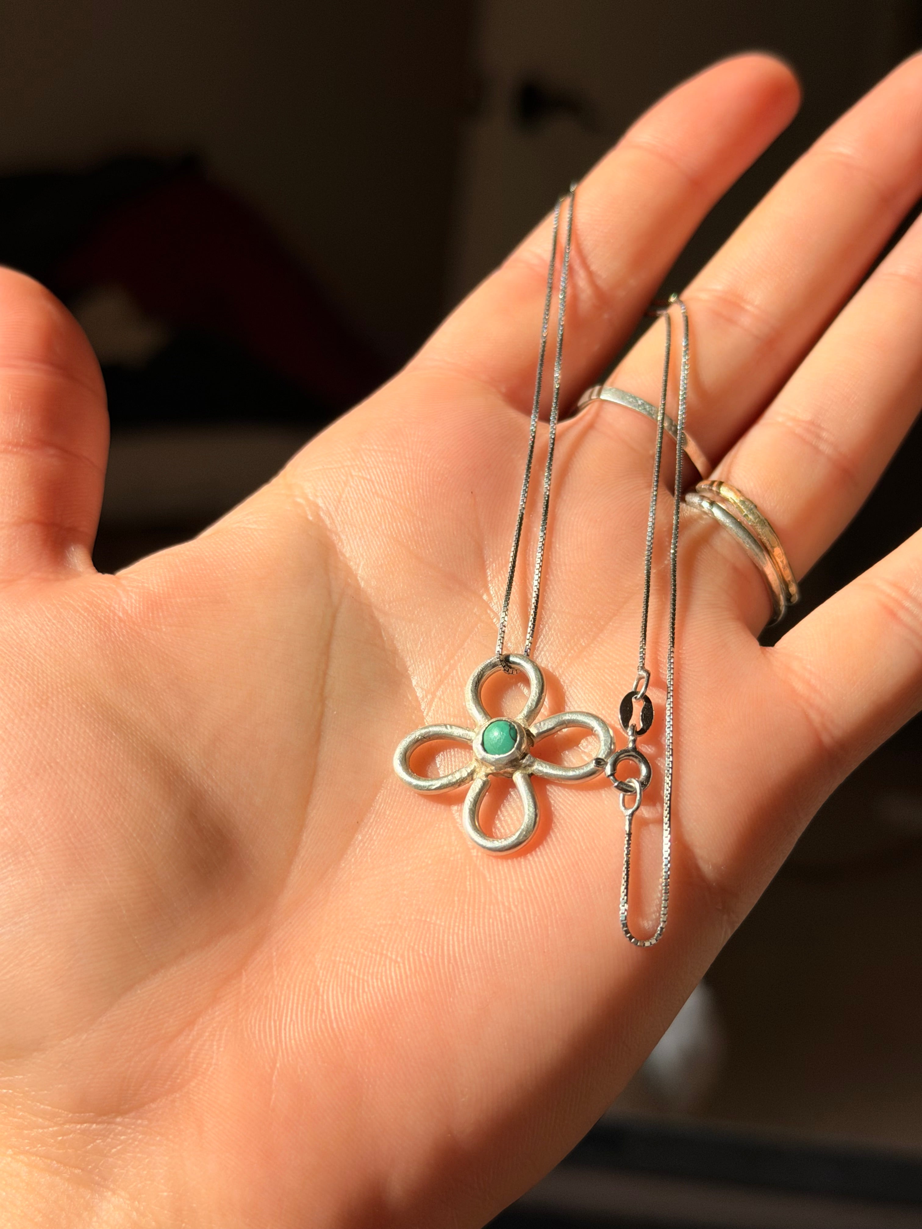 Fleur necklace