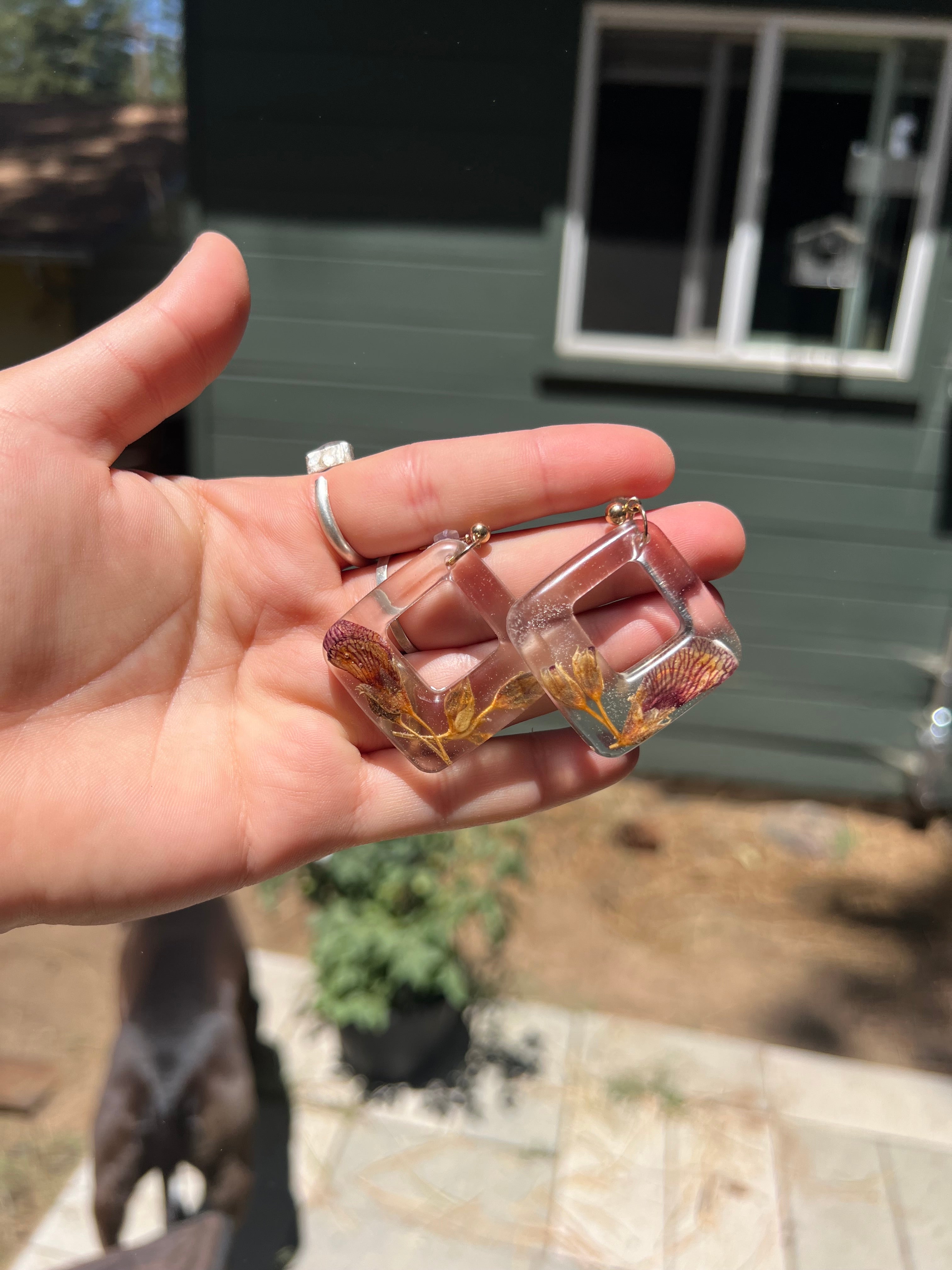 Yellow/orange Flowers Diamond shaped