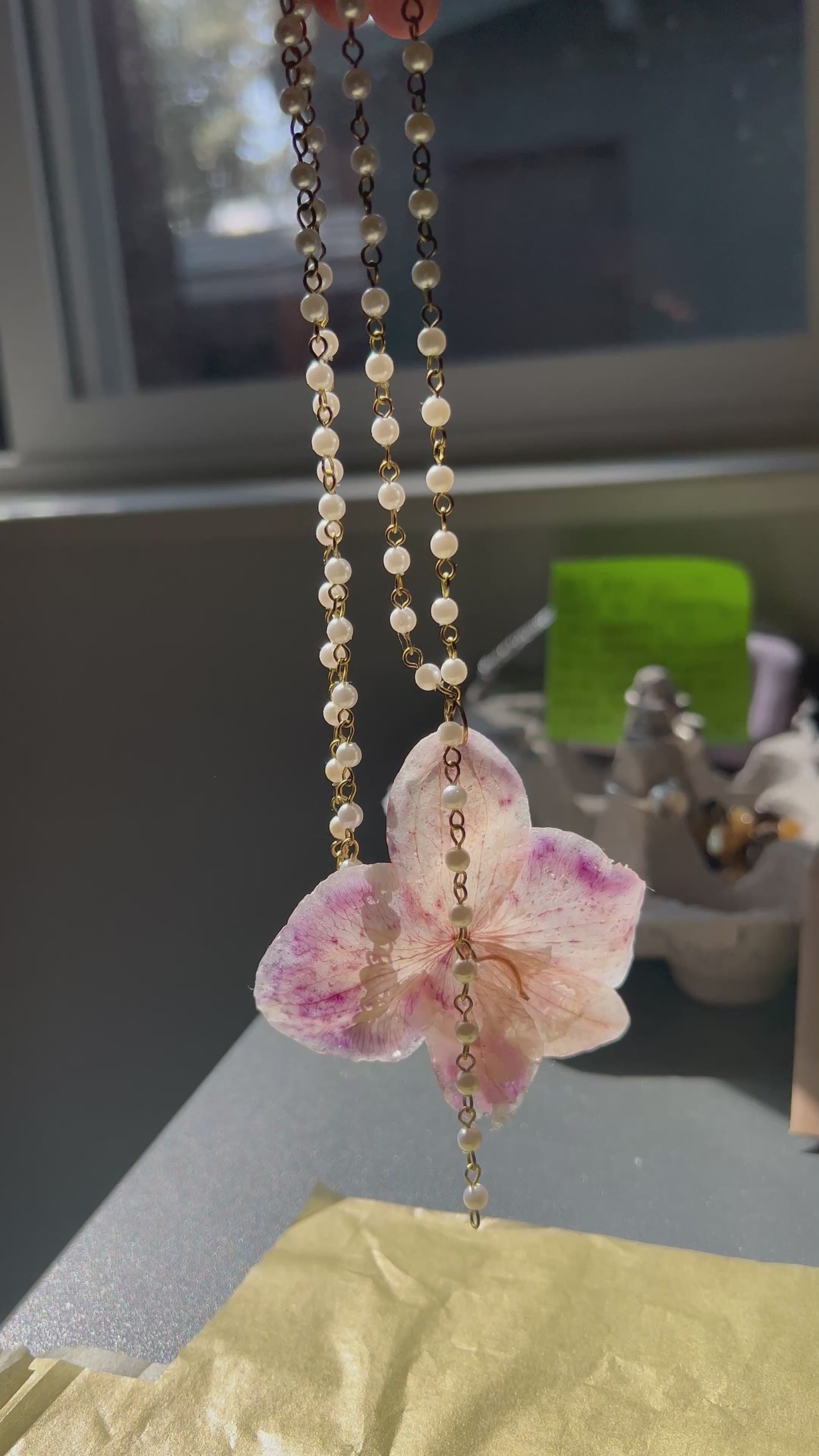 Orchid pearl Necklace